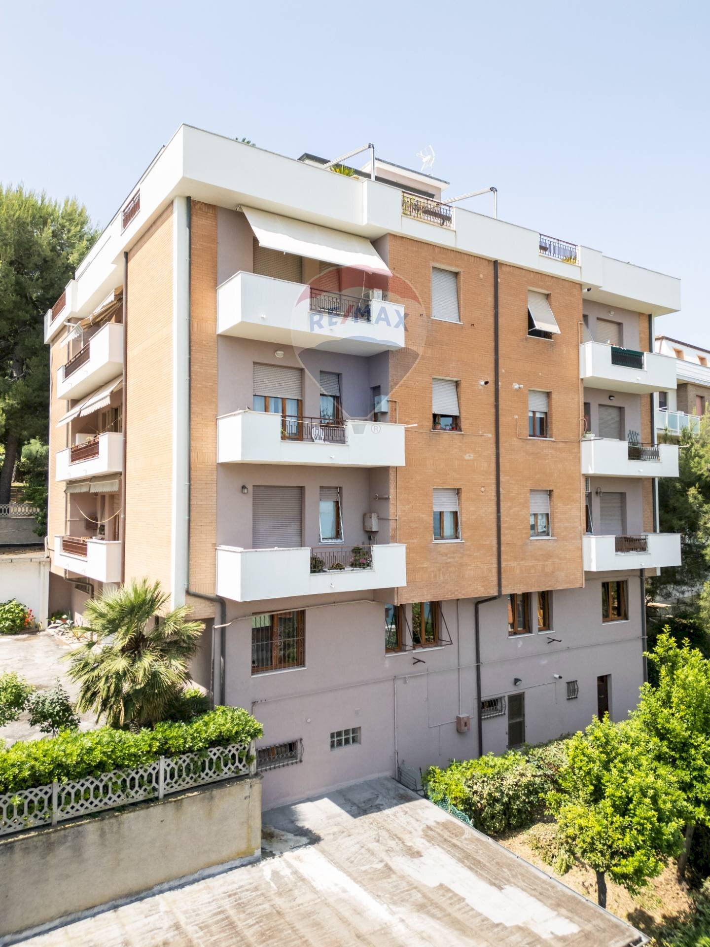 Edificio all\'aperto - Apartment via trieste
 
27, Falconara Marittima - photo 1