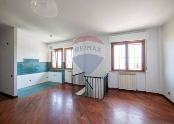 Stanza vuota - Appartamento via trieste
 
27, Falconara Marittima - foto 8