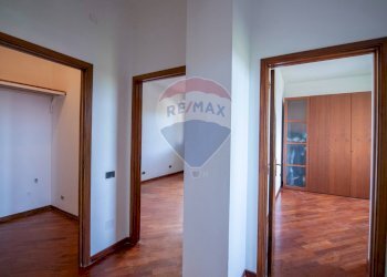 Hall / corridoio - Appartamento via trieste
 
27, Falconara Marittima - foto 21