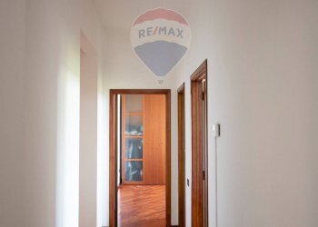 Hall / corridoio - Appartamento via trieste
 
27, Falconara Marittima - foto 22