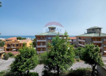 Edificio all\'aperto - Appartamento via trieste
 
27, Falconara Marittima - foto 49