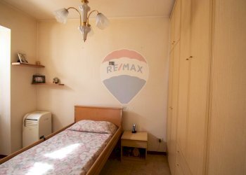 Camera / camera da letto - Casa semi indipendente Frazione San Giovanni
 
9, Fabriano - foto 17