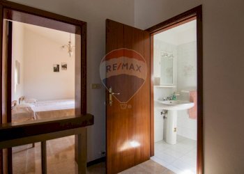 Bagno - Casa semi indipendente Frazione San Giovanni
 
9, Fabriano - foto 20