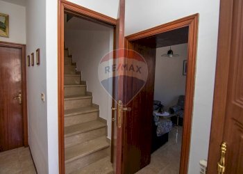 Scale - Casa semi indipendente Frazione San Giovanni
 
9, Fabriano - foto 21