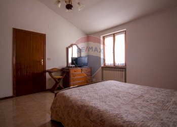 Camera / camera da letto - Casa semi indipendente Frazione San Giovanni
 
9, Fabriano - foto 29