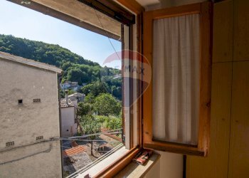 Balcone - Casa semi indipendente Frazione San Giovanni
 
9, Fabriano - foto 32