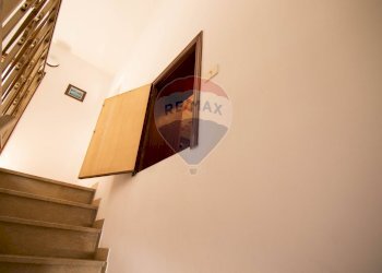 Scale - Casa semi indipendente Frazione San Giovanni
 
9, Fabriano - foto 37