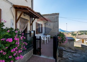 Casa all\'aperto - Casa semi indipendente Frazione San Giovanni
 
9, Fabriano - foto 39