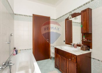Bagno - Casa semi indipendente via contardo ferrini
 
75, Broni - foto 32