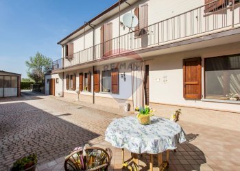 Edificio all\'aperto - Casa semi indipendente via contardo ferrini
 
75, Broni - foto 40