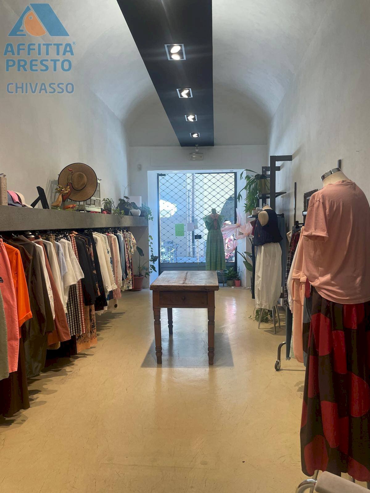 Foto 3 - Negozio VIA TORINO
 
48, Chivasso - foto 3