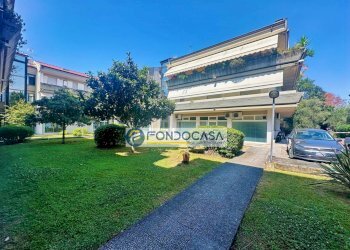 ESTERNO - Appartamento Via Giuseppe Vecchio, Massa - foto 1