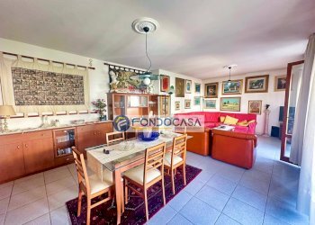 SOGGIORNO - Appartamento Via Giuseppe Vecchio, Massa - foto 5