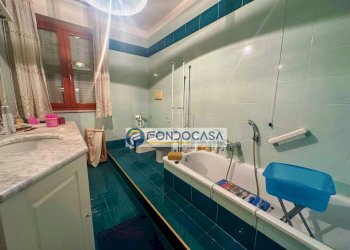 BAGNO PADRONALE - Appartamento Via Giuseppe Vecchio, Massa - foto 9
