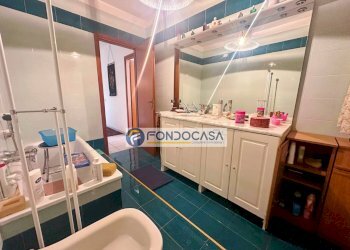BAGNO PADRONALE - Appartamento Via Giuseppe Vecchio, Massa - foto 11