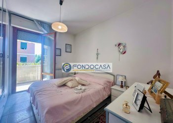 CAMERA MATRIMONIALE - Appartamento Via Giuseppe Vecchio, Massa - foto 14