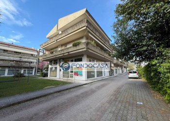 esterno - Appartamento Via Giuseppe Vecchio, Massa - foto 1