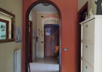 Hall / corridoio - Appartamento Santi Cosma e Damiano - foto 3