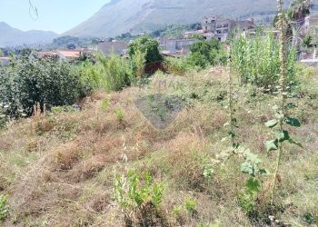 Vista delle montagne - Terreno agricolo via Bulotta
 
snc, Carini - foto 6