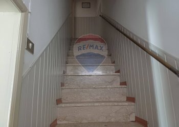 Scale - Casa indipendente via S. Rocco
 
56/58, Chiaramonte Gulfi - foto 13