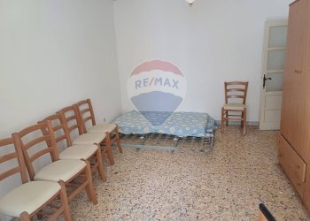 Camera / camera da letto - Casa indipendente via S. Rocco
 
56/58, Chiaramonte Gulfi - foto 14