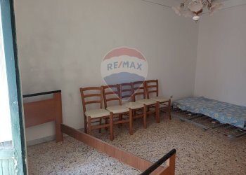 Camera / camera da letto - Casa indipendente via S. Rocco
 
56/58, Chiaramonte Gulfi - foto 15