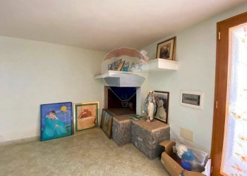 Soggiorno - Casa indipendente Via Ugo Foscolo
 
s.n.c, Torchiarolo - foto 12