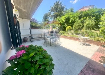 Terrazza - Casa semi indipendente via Olmo D'Ettore
 
snc, Campodipietra - foto 7