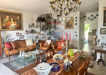 Sala da pranzo - Casa semi indipendente via Olmo D'Ettore
 
snc, Campodipietra - foto 10