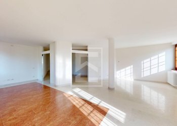 Foto 2 - Quadrilocale Località Brodazzo
 
1, Desenzano del Garda - foto 2