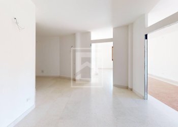 Foto 12 - Quadrilocale Località Brodazzo
 
1, Desenzano del Garda - foto 12