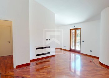 Foto 15 - Attico Località Brodazzo
 
1, Desenzano del Garda - foto 15