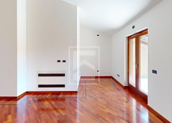 Foto 23 - Attico Località Brodazzo
 
1, Desenzano del Garda - foto 23