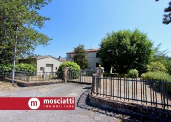 Foto 2 - Villa Via Aristide Merloni
 
35, Matelica - foto 2