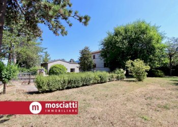 Foto 3 - Villa Via Aristide Merloni
 
35, Matelica - foto 3