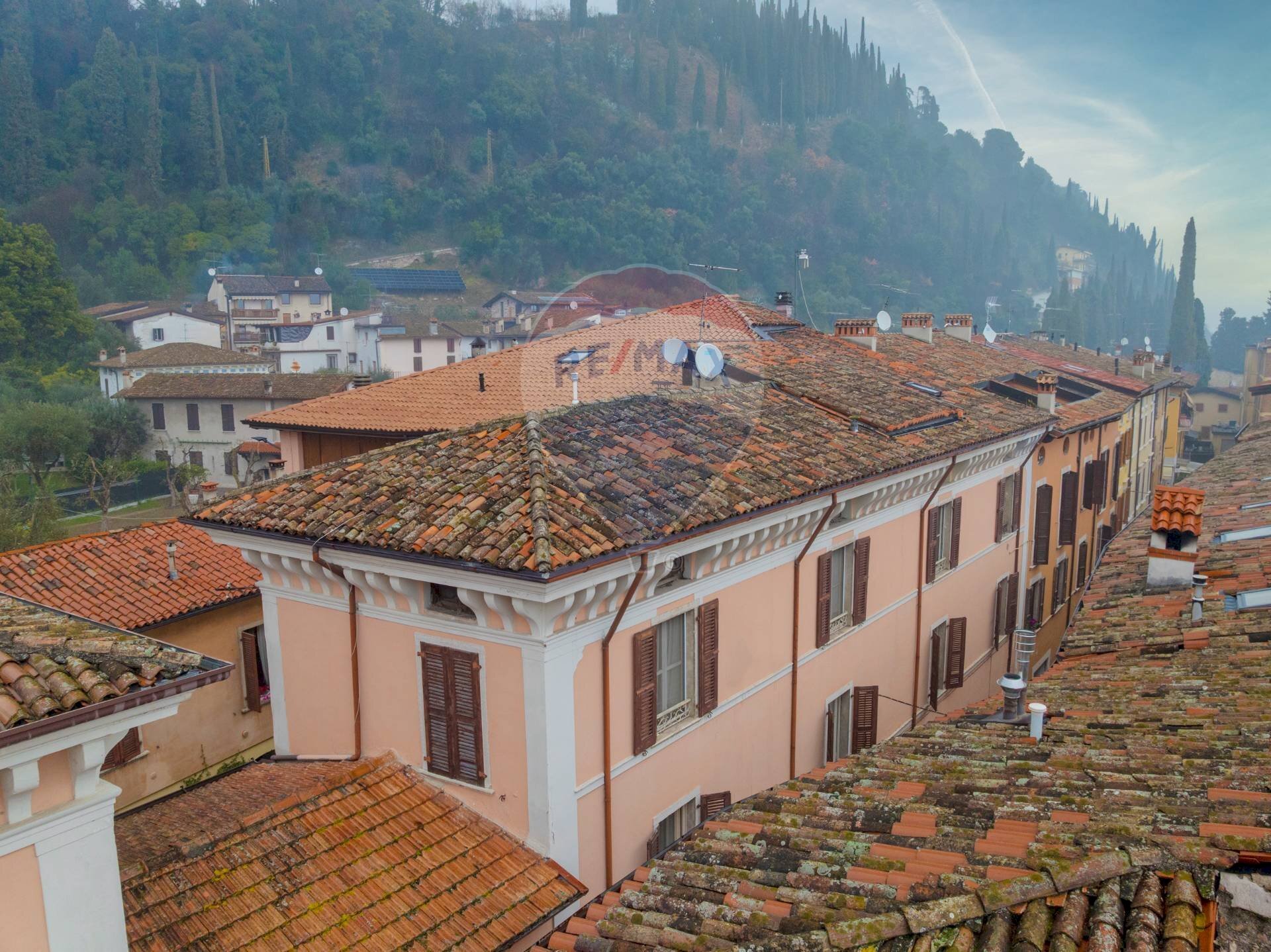 Edificio all\'aperto - Trilocale via Trento
 
191, Toscolano-Maderno - foto 1
