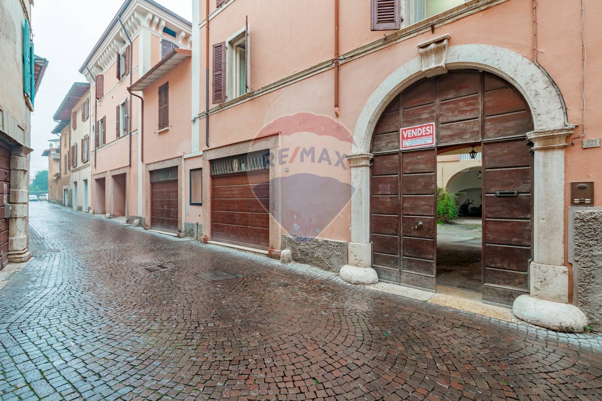 Edificio all\'aperto - Trilocale via Trento
 
191, Toscolano-Maderno - foto 3