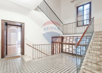 Scale - Trilocale via Trento
 
191, Toscolano-Maderno - foto 8