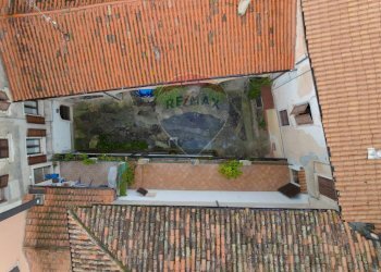 Balcone - Trilocale via Trento
 
191, Toscolano-Maderno - foto 37