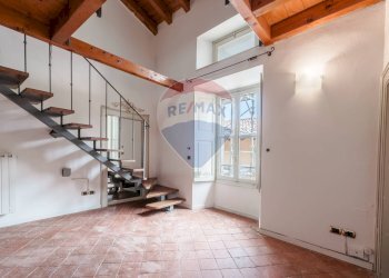 Scale - Trilocale via Trento
 
191, Toscolano-Maderno - foto 13