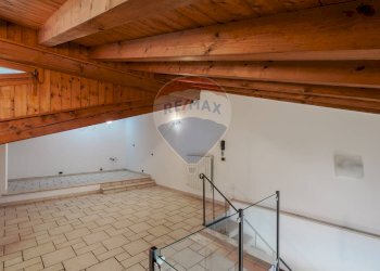 Stanza vuota - Trilocale via Trento
 
191, Toscolano-Maderno - foto 17