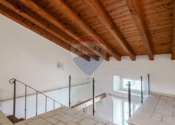 Scale - Trilocale via Trento
 
191, Toscolano-Maderno - foto 18