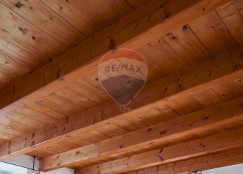 Dettagli - Trilocale via Trento
 
191, Toscolano-Maderno - foto 32