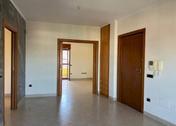 Ingresso - Quadrilocale viale degli Oleandri, Cercola - foto 2