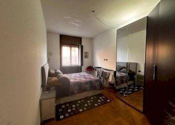 Camera da letto - Bilocale piazzale Europa, Gallarate - foto 2