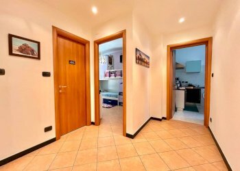 Disimpegno - Trilocale via Laviosa, Genova (zona Pegli) - foto 10