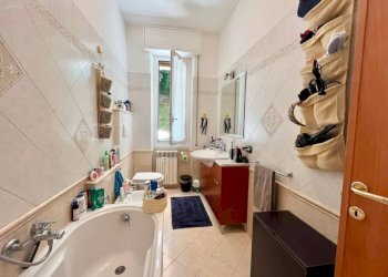 Bagno - Trilocale via Laviosa, Genova (zona Pegli) - foto 11