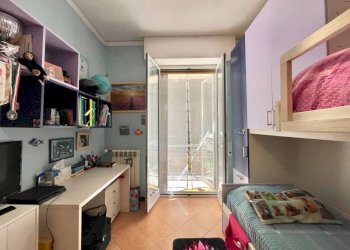 Camera da letto - Trilocale via Laviosa, Genova (zona Pegli) - foto 15