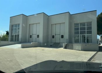 Facciata - Capannone strada Regionale Pistoiese, Signa - foto 4