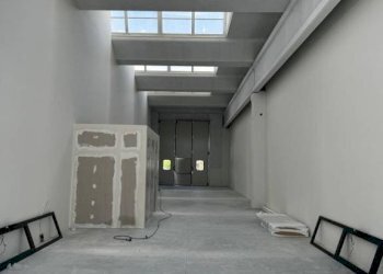 Interno non residenziale - Capannone strada Regionale Pistoiese, Signa - foto 7